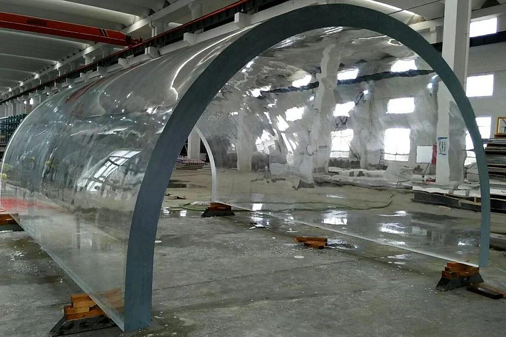 Acrylic Aquarium Scratch Removal and Polishing in Dubai 1 Curved clear acrylic tunnel in the Water Wonders workshop